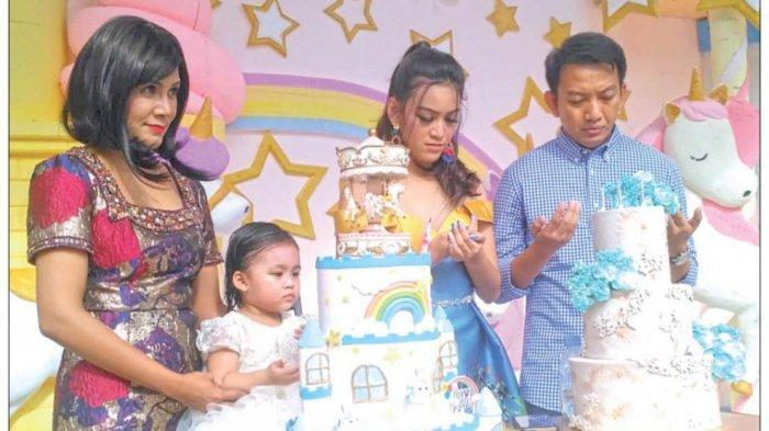 Dayang Donna Faroek Rayakan Ultah Anak Angkatnya dengan Penuh Kebahagiaan