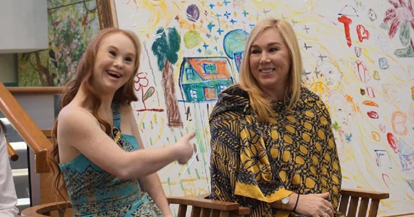 Madeline Stuart, Model Down Syndrome Pertama yang Mendunia!