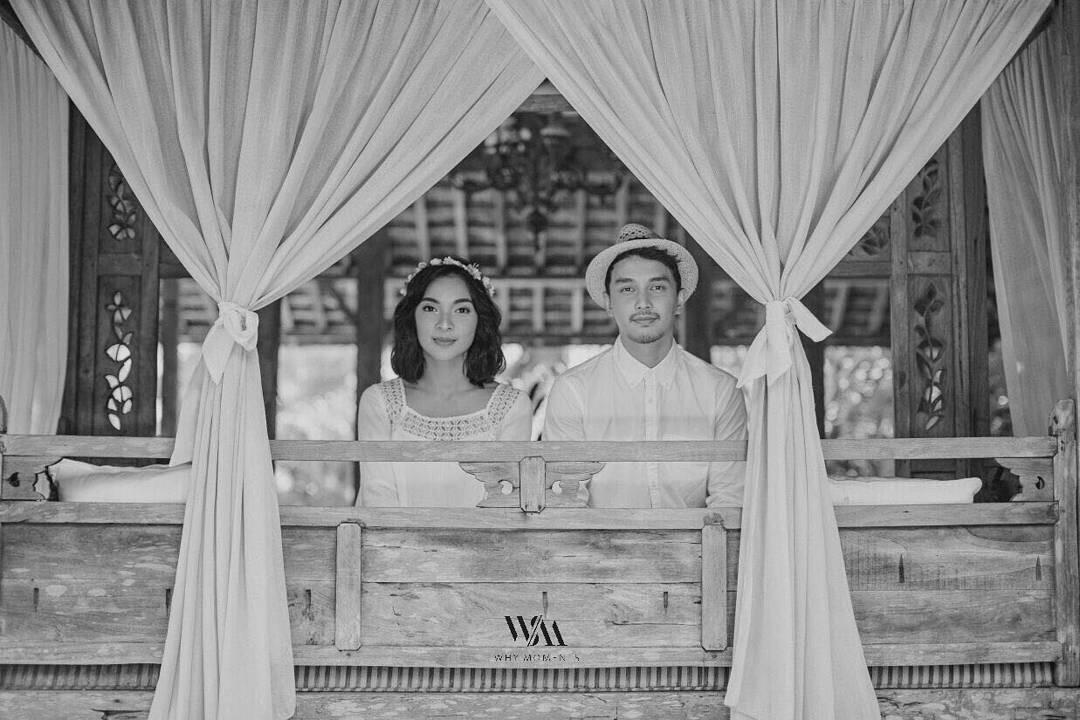 13 Foto Prewed Romantis ala Seleb yang Gak Banyak Properti