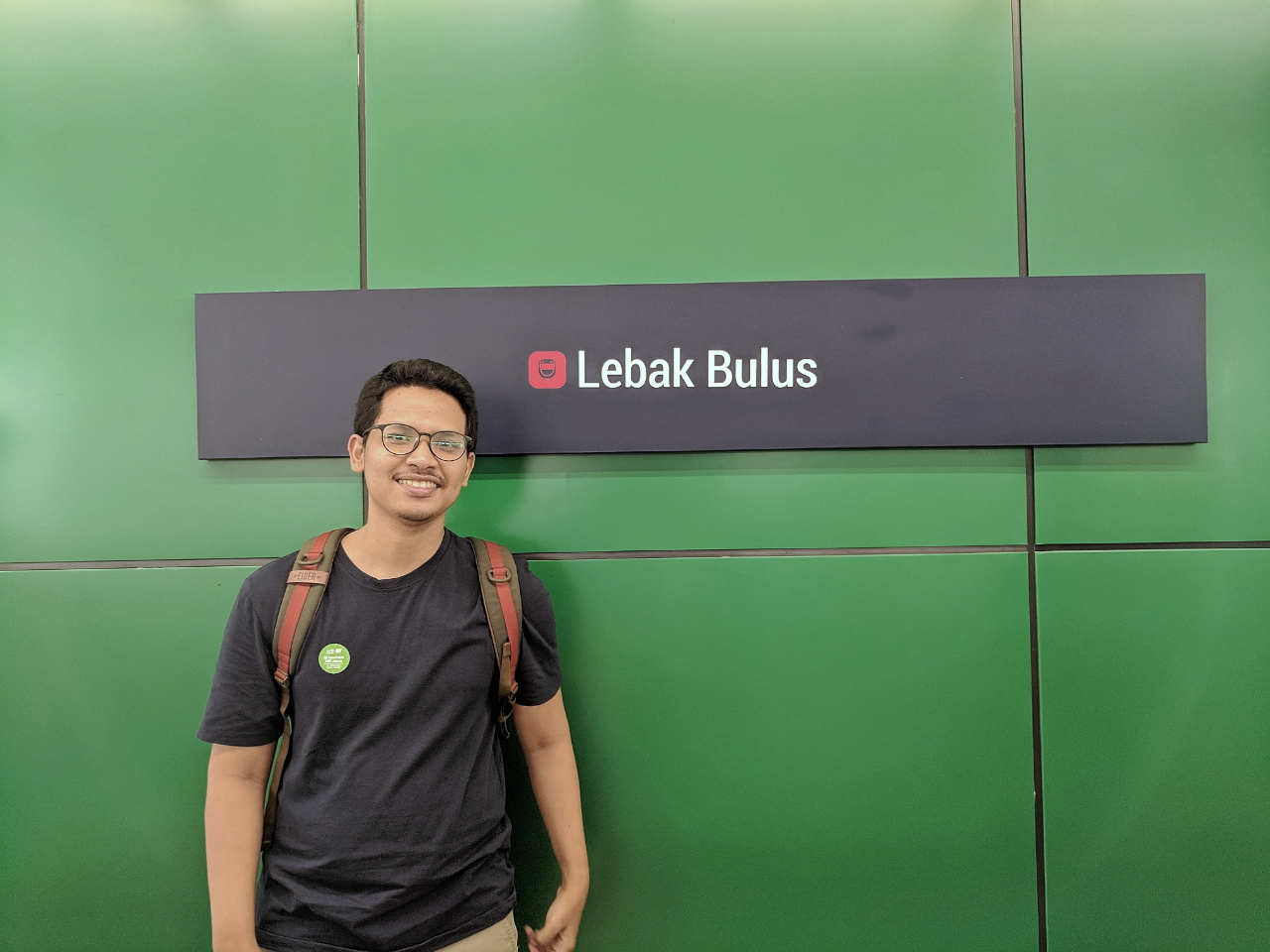 Pengalaman Naik MRT Jakarta, banyak orang yang gak Beretika?