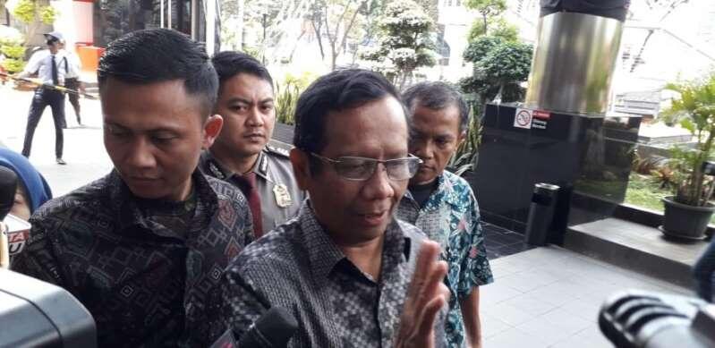 Marah, Ini Kata Mahfud MD soal Ide Potong Leher untuk Koruptor 