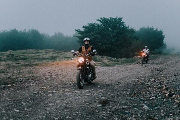 5 Kebiasaan Buruk Pengendara Sepeda Motor Ini Bisa Berakibat Tragis