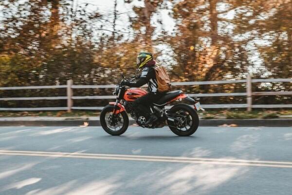 5 Kebiasaan Buruk Pengendara Sepeda Motor Ini Bisa Berakibat Tragis