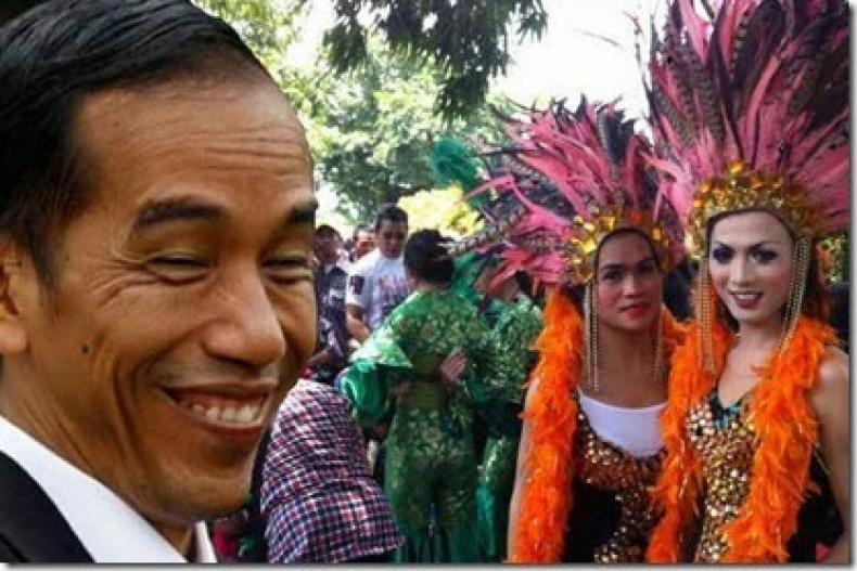 Ketua Waria se-Indonesia: Dukung Jokowi Sampai Titik Darah Penghabisan