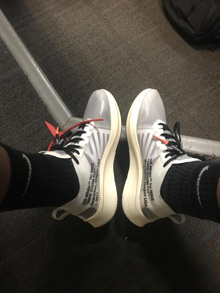 Gara-gara “Security Tag” di Sneakers-nya, Justin Bieber Diintrogasi Polisi