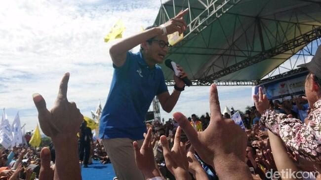 Kampanye di Cilegon, Sandi Janji Turunkan Harga Listrik dan Sembako