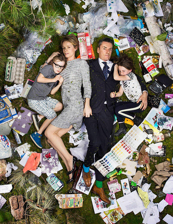 Koleksi Foto Ini Menyindir (Betapa) Manusia Penghasil Sampah Terbesar Dunia 
