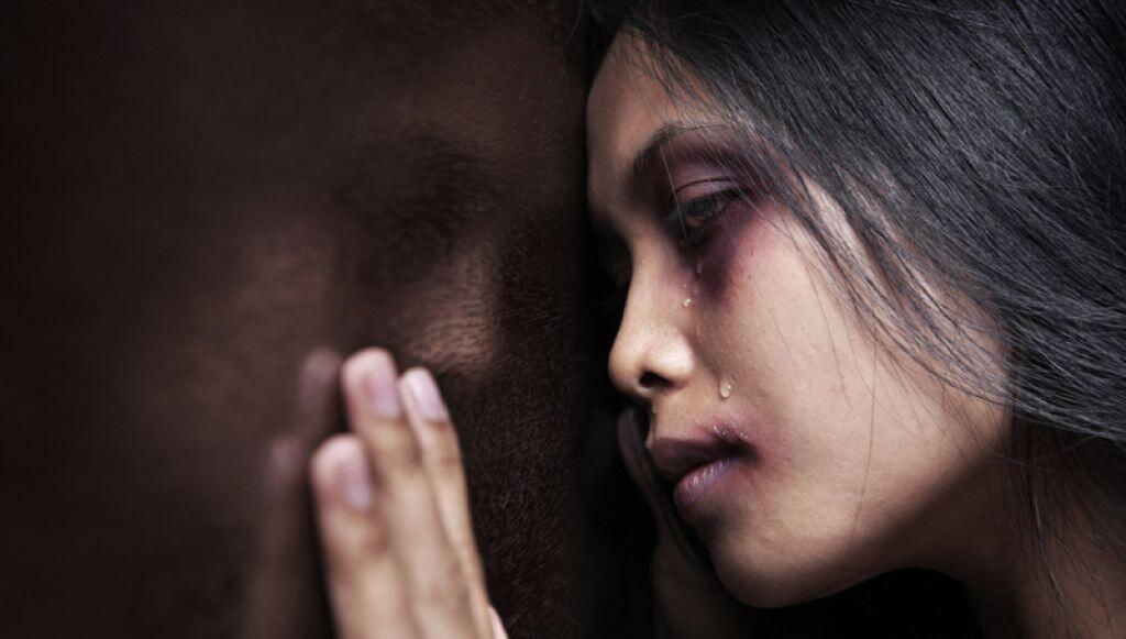 Permasalahan kekerasan terhadap perempuan yang sering terjadi di Indonesia