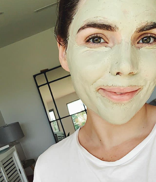 Mudah di buat, 4 Masker homemade ini bikin kamu tambah cakep ! Hanya 2 bahan