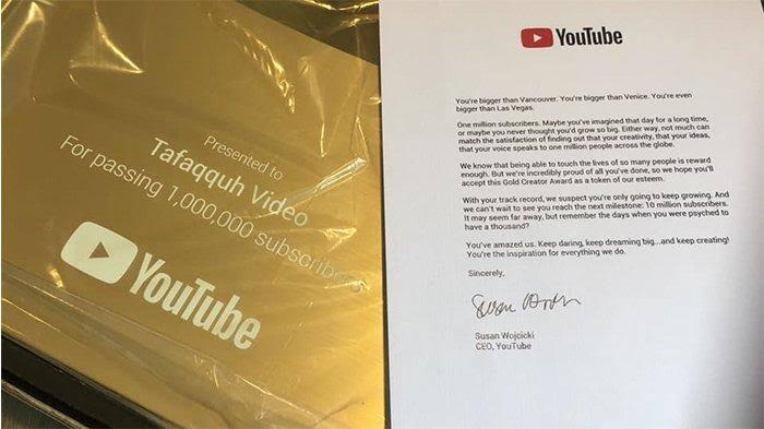 Ustad Abdul Somad Meraih Golden Play Button Dari Youtube