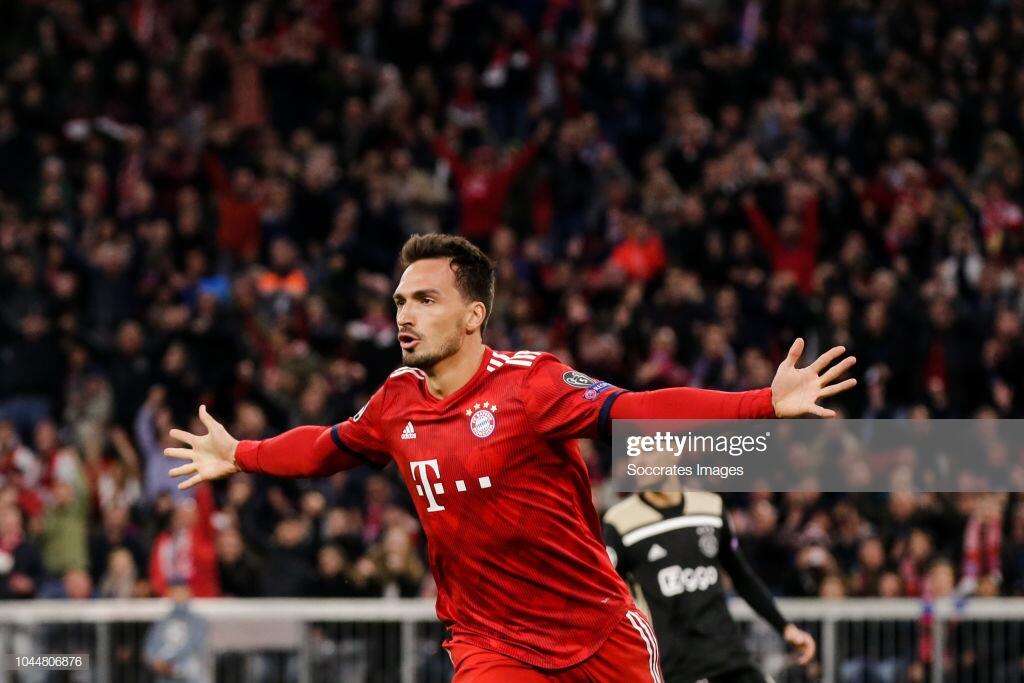 4 Bek Tengah Yang Banyak Mencetak Gol (Masih Bermain)