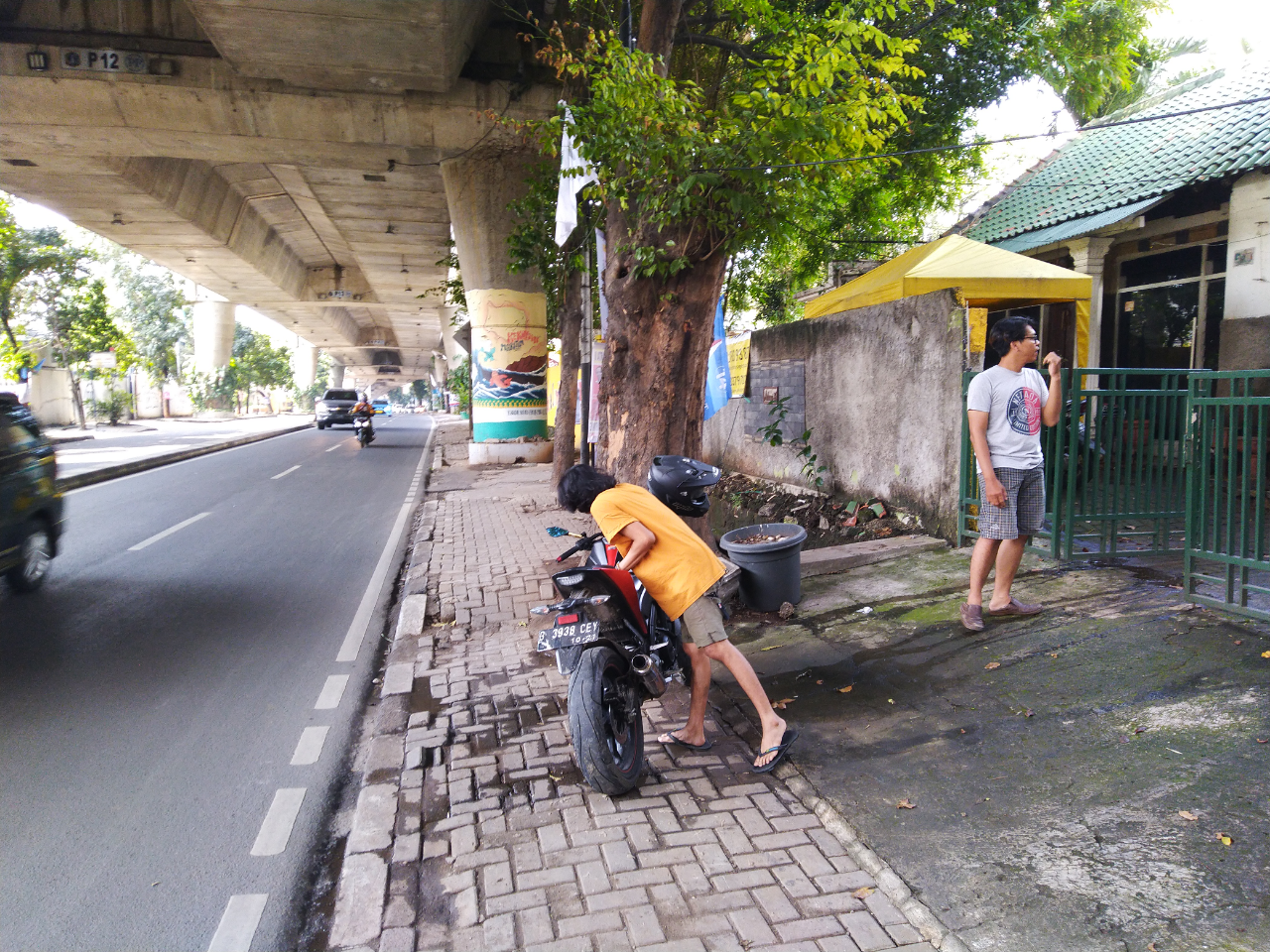 Tongkrongan Ueeenaaaaak Di JAKSEL