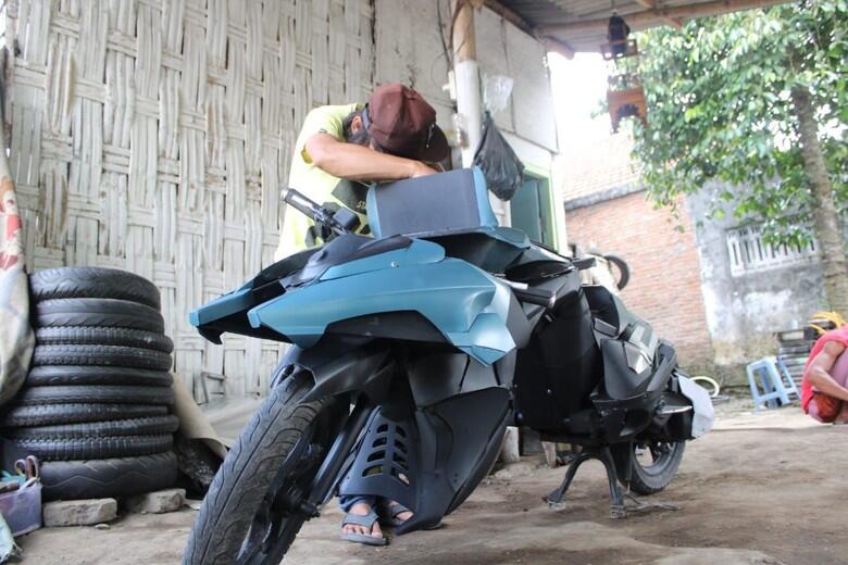 Yamaha Mio di Sulap Jadi Motor Batman Seperti Apa ya Wujudnya