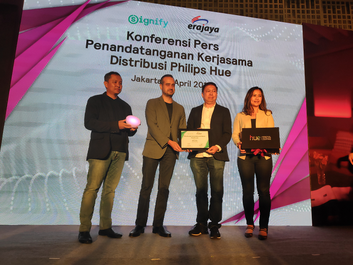 Signify Resmi Hadirkan si Lampu Pintar 'Philips Hue' di Jaringan Distribusi Erajaya