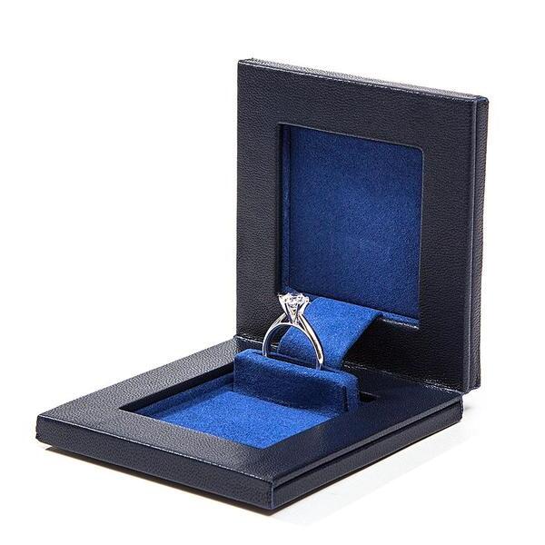 Aneka Kotak Cincin Dengan Bentuk dan Bahan Yang Menarik