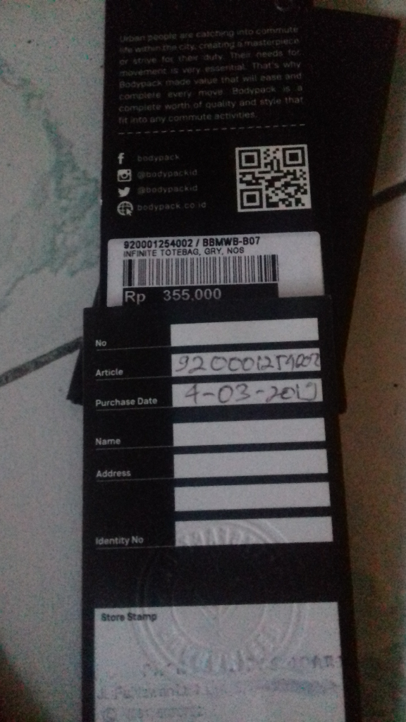 Bagian TAS BODYPACK di Pakai Sebulan Sudah Rusak