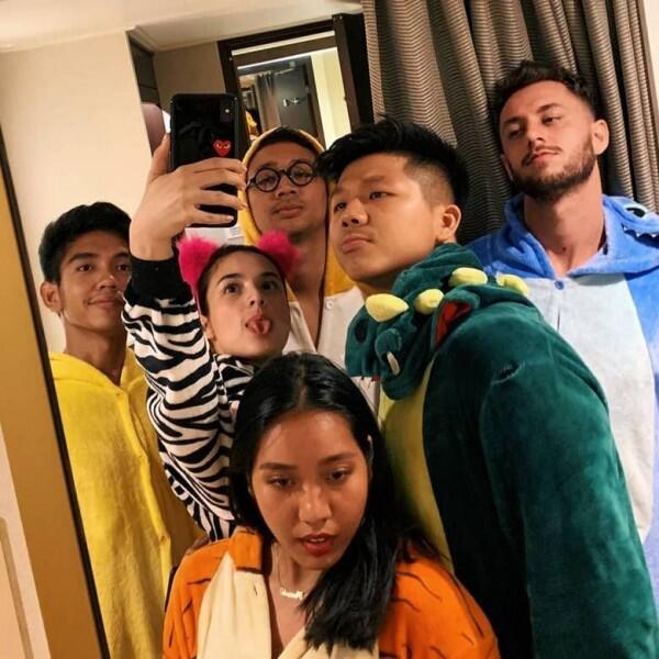 10 Foto Dimas Ramadhan, Cowok yang Kabarnya Teman Dekat Chelsea Islan