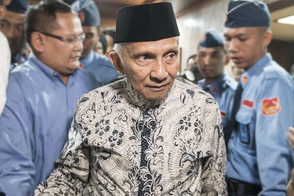 ‘People Power’ Amien Rais, Inkonstitusional