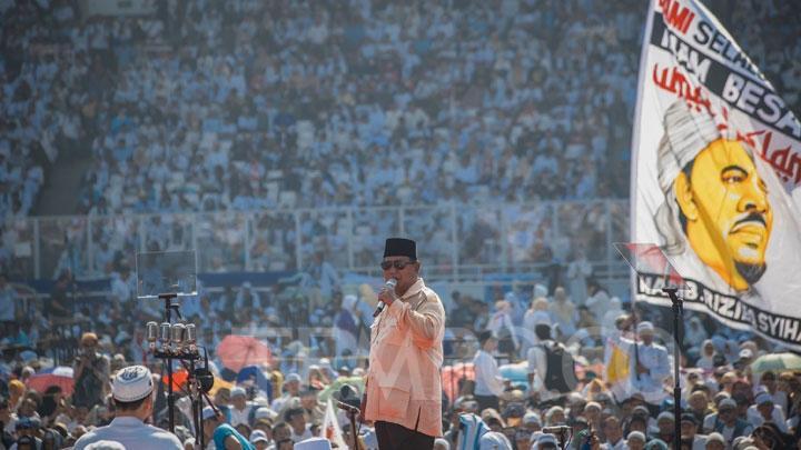 Video Rizieq Belum Rampung, Prabowo dan Massa Tinggalkan GBK