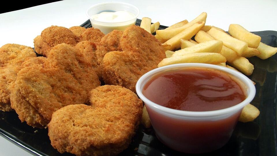 10 Makanan Ini Lebih Enak Beli di Luar daripada Bikin Sendiri