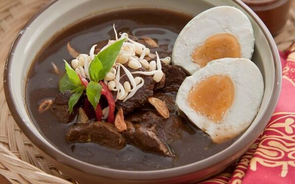 7 Makanan Ini Makin Enak ketika Dipanaskan Berulang Kali, Setuju?