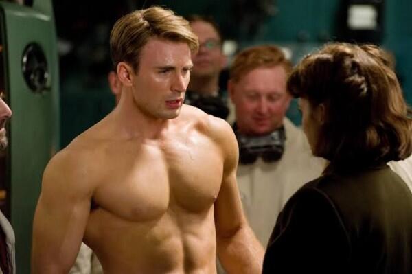 7 Tips Grooming Simple ala Chris Evans yang Bisa Diterapkan Semua Pria