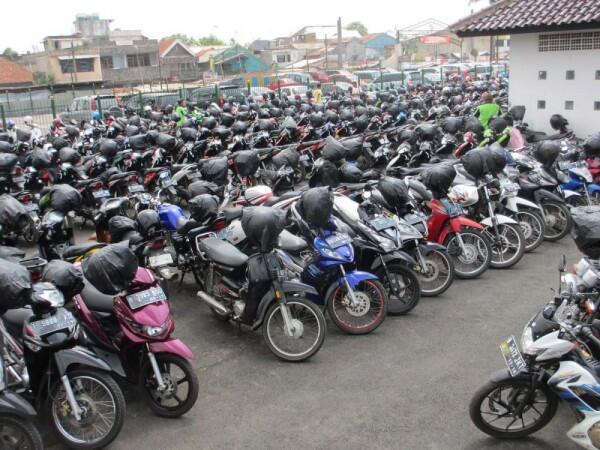 10 Hal Ini Sering Dilupakan Para Pengendara Motor, Pernah Mengalami?