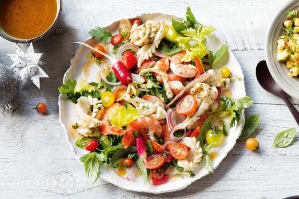 7 Resep Salad Ini Bisa Jadi Inspirasi untuk Diet Sehat Lho!
