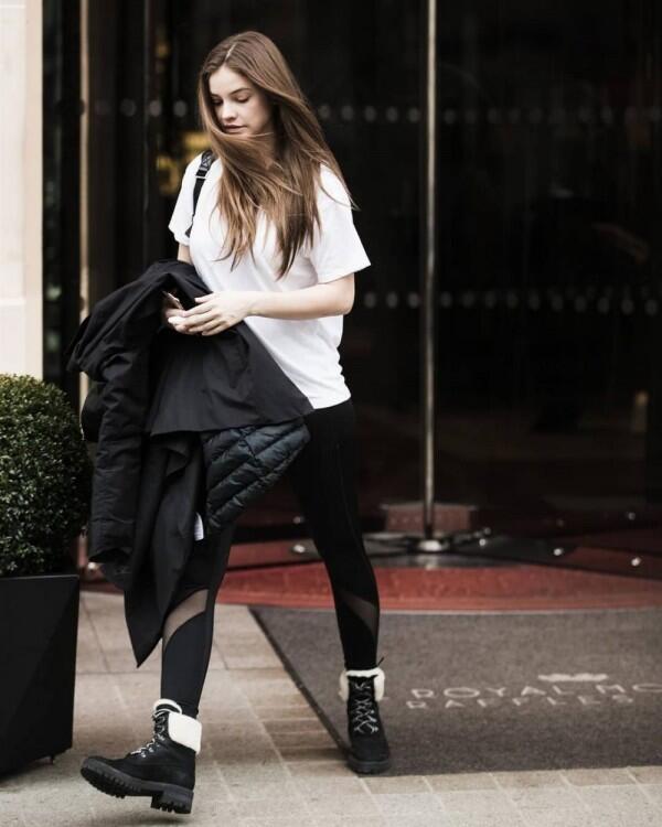 10 Inspirasi Gaya Model Barbara Palvin, dari Formal hingga Streetwear