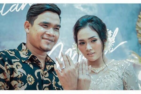 Resmi Lamaran, 10 Momen Romantis YouTuber Maell Lee dan Kekasih