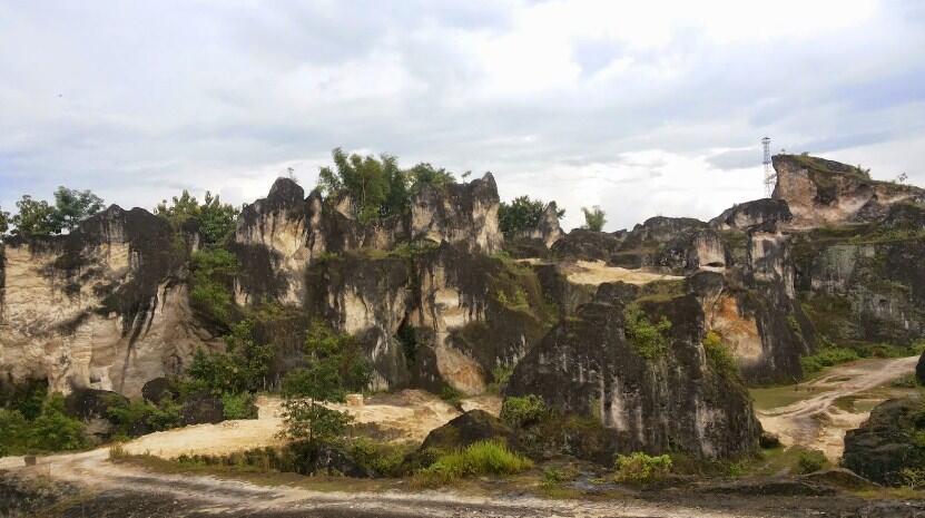 Bukan Cuma Soto, Beragam Tempat Wisata Menarik Juga Ada di Lamongan