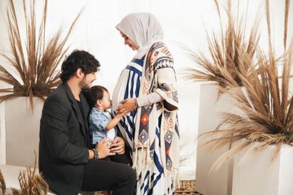 10 Photoshoot Aryani Fitriana yang Sebentar Lagi Melahirkan Anak Kedua