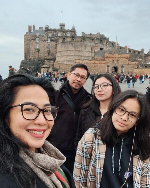 10 Potret Giannirma, Putri Feni Rose yang Berbakat dan Memesona