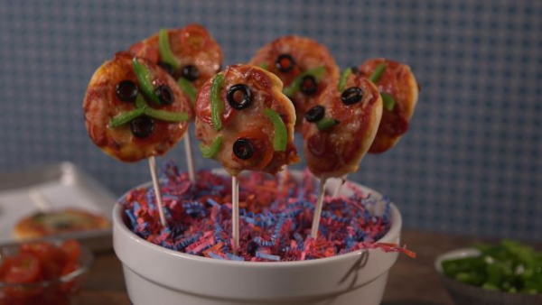 5 Bentuk Pizza Paling Unik, dari Lollipop Sampai Es Krim Cone