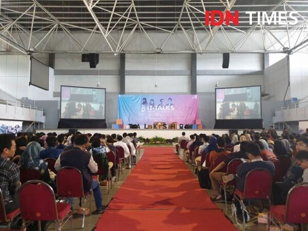IT Talks: Product Manager Tokopedia & CEO Energeek Punya Pesan Untukmu