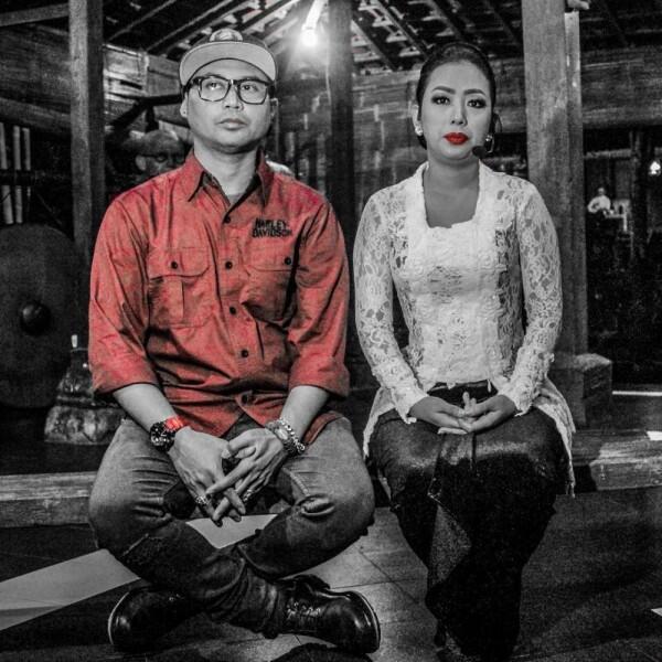 Couple Goals, 10 Potret Langgengnya Rumah Tangga Soimah dan Suami