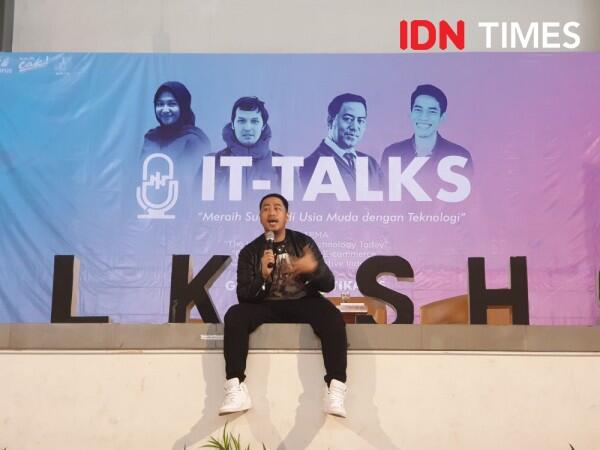 Pandji Pragiwaksono di IT Talks: "Kiat Sukses Muda dengan Teknologi"