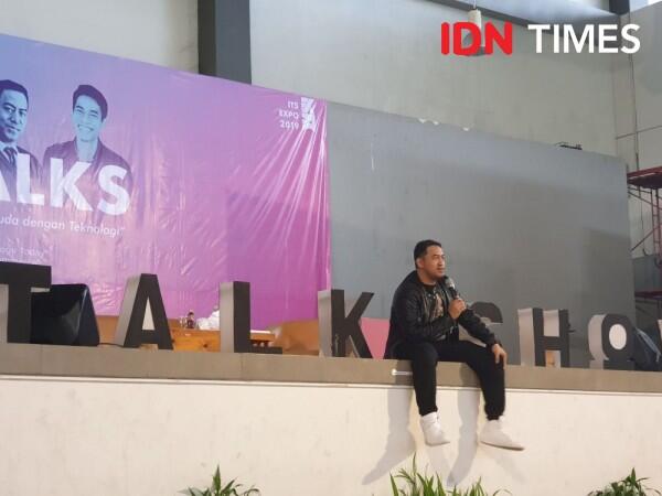 Pandji Pragiwaksono di IT Talks: "Kiat Sukses Muda dengan Teknologi"