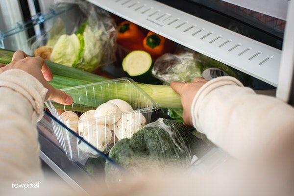 Lakukan Cara Ini Supaya Bahan Makanan Mentah Tahan Lama & Higienis