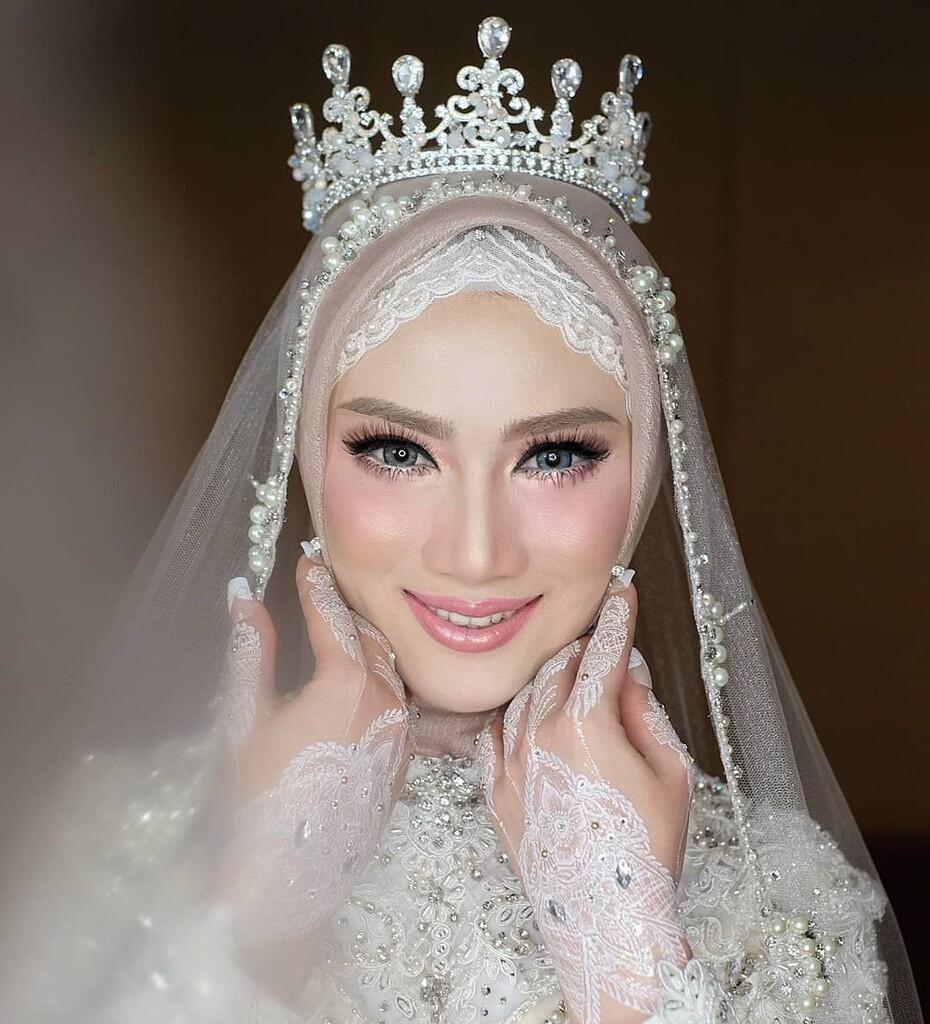 Dirias Salon Abal-abal, 4 Make-up Pengantin Ini Bikin Emosi Warganet!