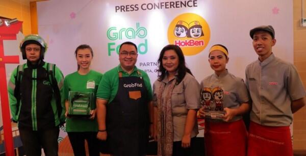 Ada GrabFood si Juara Cepat di Balik Hangatnya Menu HokBen Favoritmu!