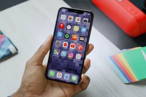 7 Rumor Bocoran iPhone 11, Punya 3 Kamera Belakang dan Pakai USB-C?