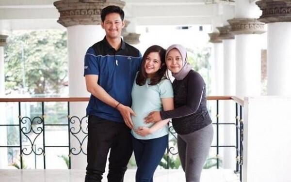 10 Potret Persiapan Tasya & Randi Jadi Orangtua, Ikut Kelas Parenting