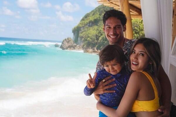 Ajak El Barack, 10 Potret Liburan Jedar dan Richard Kyle di Bali