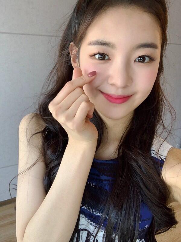 Kelahiran Tahun 2000, 6 Idol JYP ini Masuki Usia Dewasa di 2019