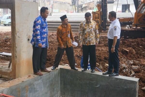 Anies Klarifikasi Banjir Cawang Bukan karena LRT, Ini Penyebabnya