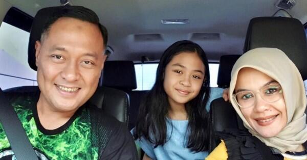 Punya Keluarga Harmonis, 10 Potret Bemby Pemeran Norman di Cinta Fitri