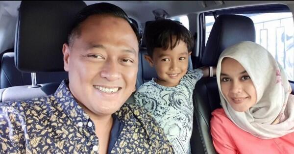 Punya Keluarga Harmonis, 10 Potret Bemby Pemeran Norman di Cinta Fitri