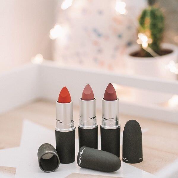 Unik Banget, Ini 5 Rekomendasi 'Lip Powder' yang Ciamik untuk Dicoba