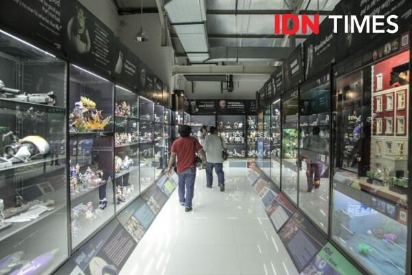 15 Potret Blockbuster Museum Surabaya, Surganya Para Pecinta Film